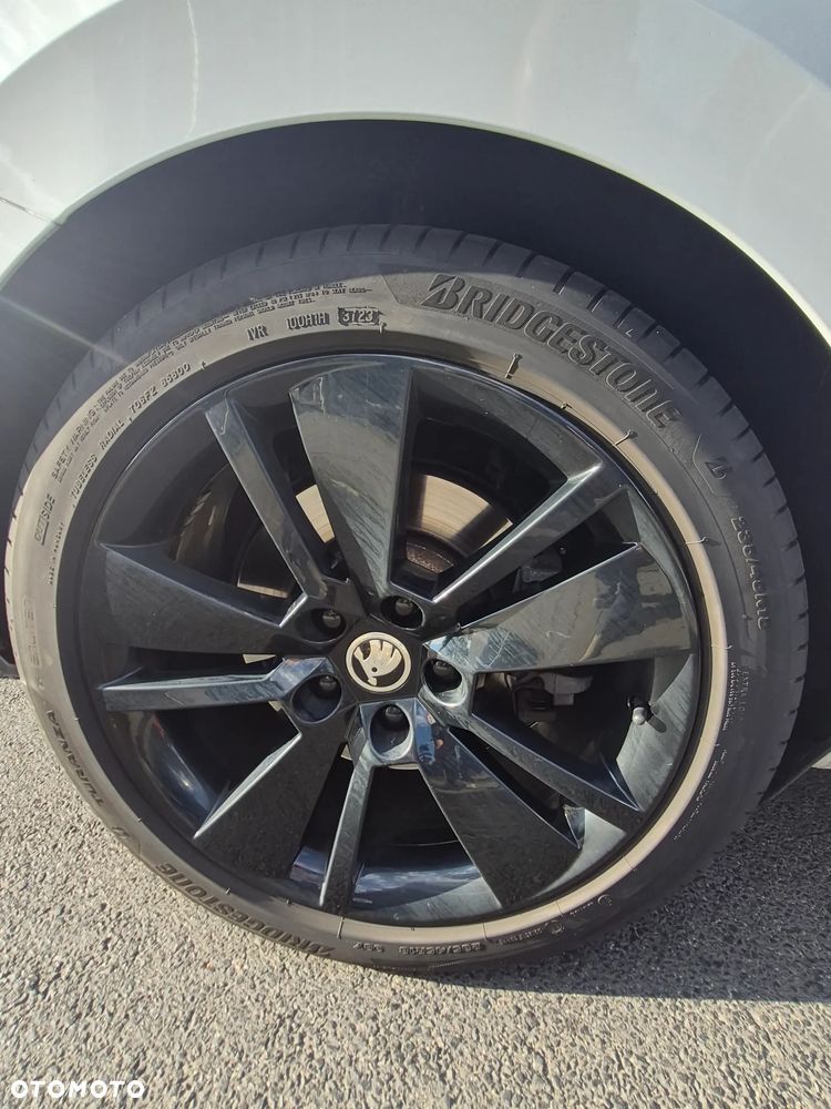 Skoda Superb 2.0 TSI 4x4 Sportline DSG - 7