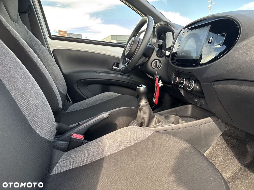 Toyota Aygo X - 11