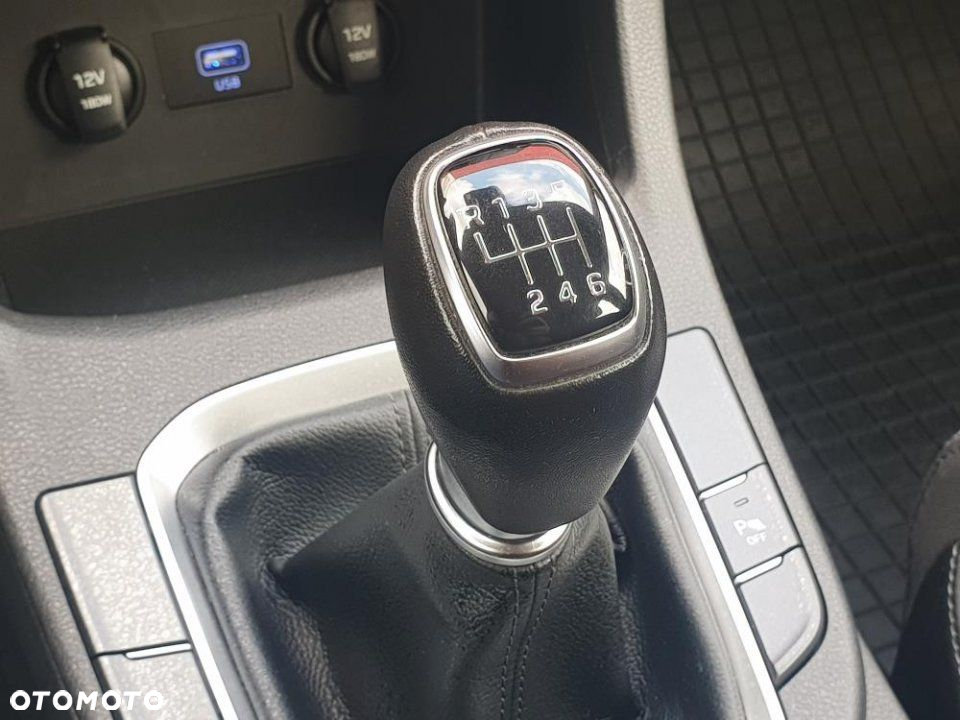 Hyundai i30 - 23