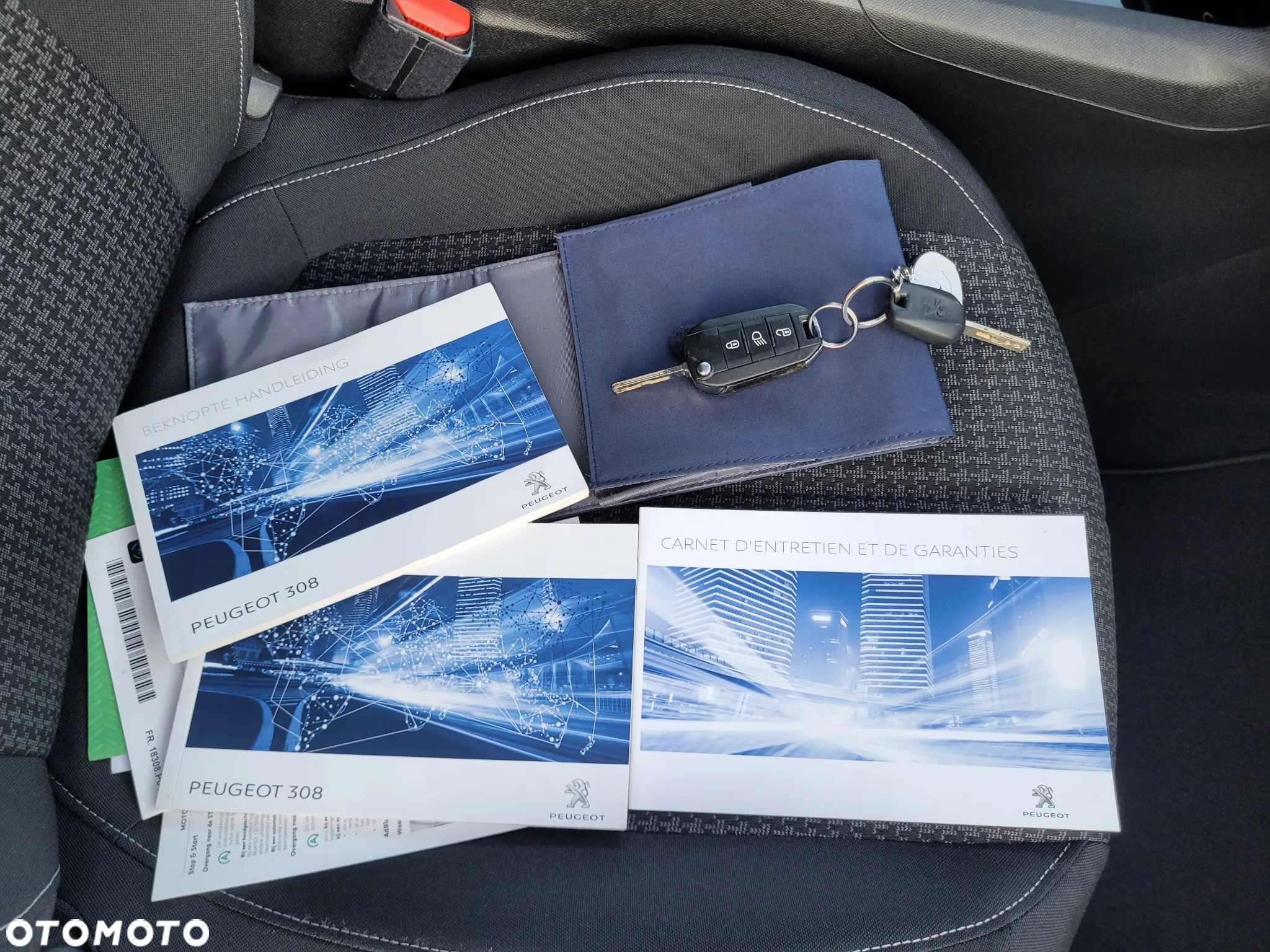 Peugeot 308 1.5 BlueHDi Business Line S&S - 33