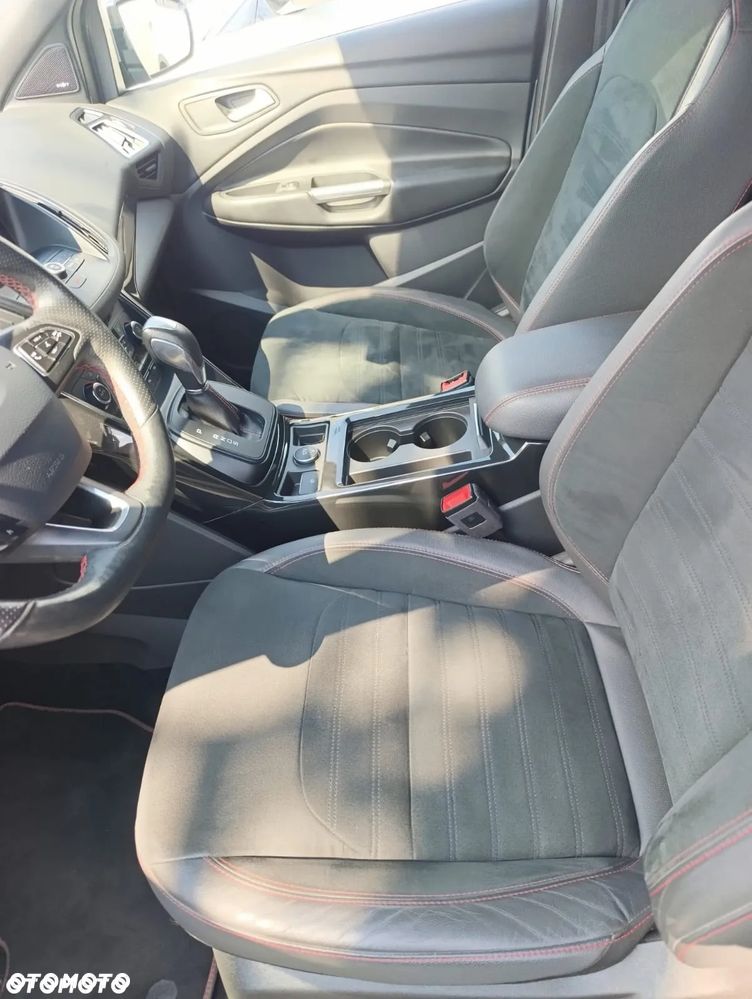 Ford Kuga 2.0 EcoBoost AWD ST Line ASS GPF - 9