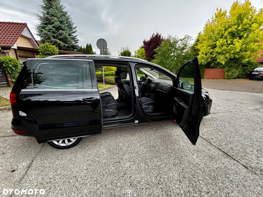 Volkswagen Sharan 2.0 TDI DSG (BlueMotion Technology) Highline - 25