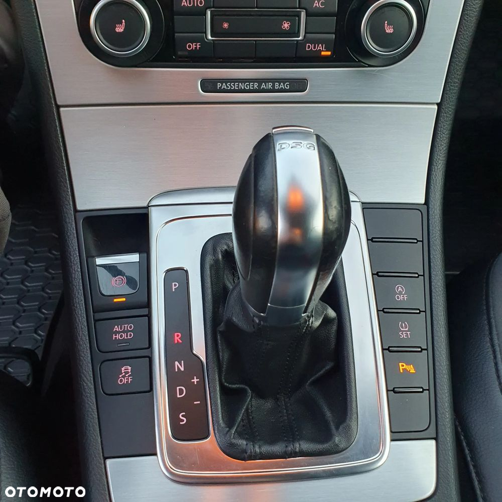 Volkswagen Passat 2.0 TDI Highline DSG - 19
