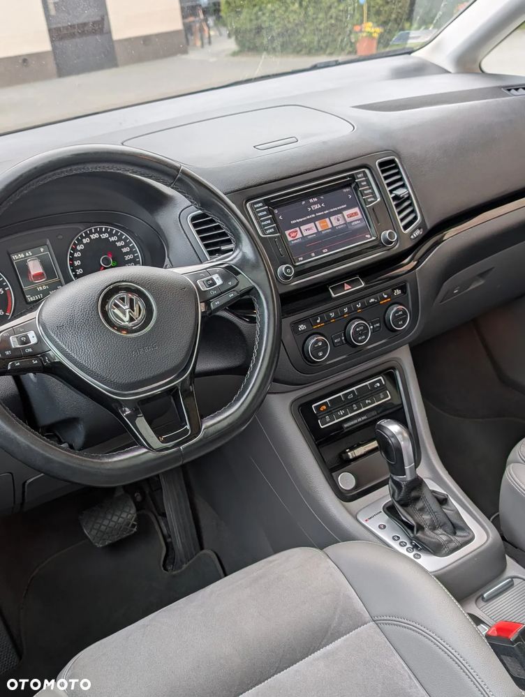 Volkswagen Sharan 2.0 TDI BMT 4Mot Highline DSG - 13