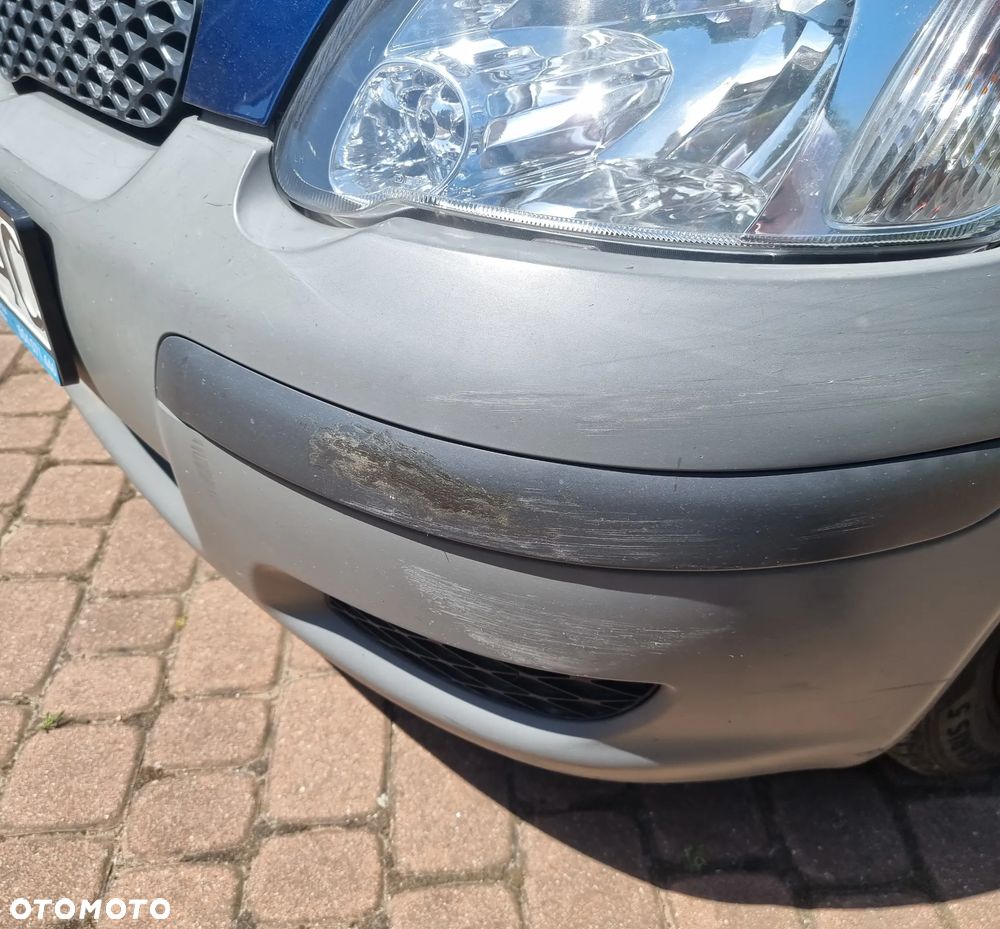 Toyota Yaris 1.4 D-4D Base - 9
