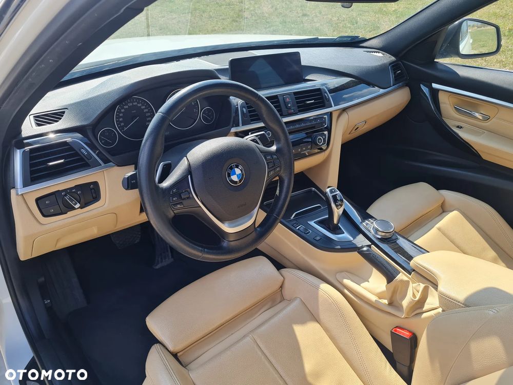 BMW Seria 3 330i Edition Luxury Line Purity - 15