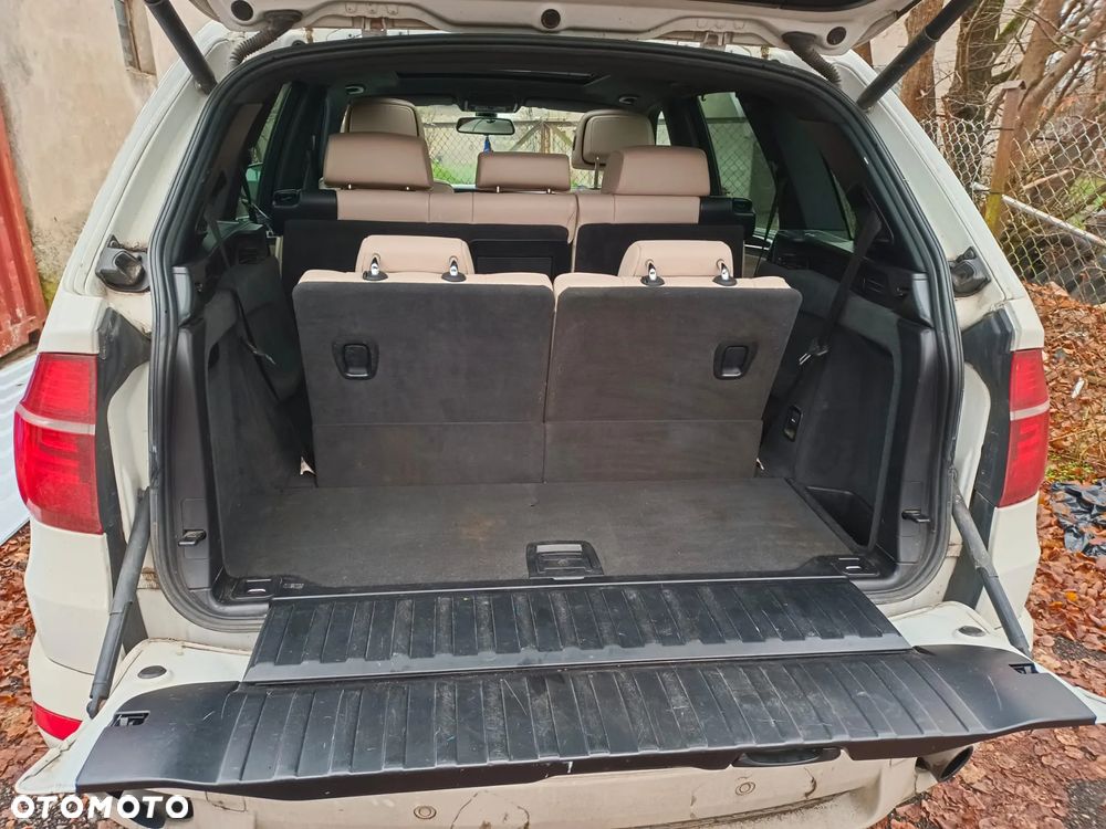 BMW X5 xDrive35i - 10