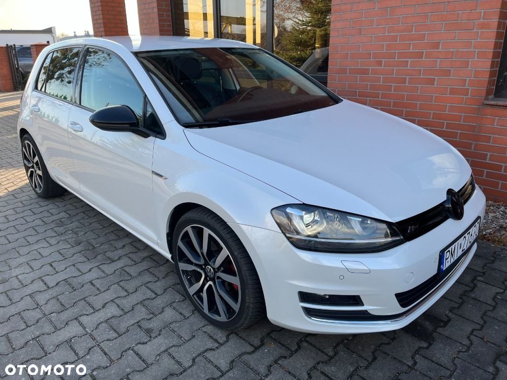 Volkswagen Golf 2.0 BlueTDI DSG Highline - 2