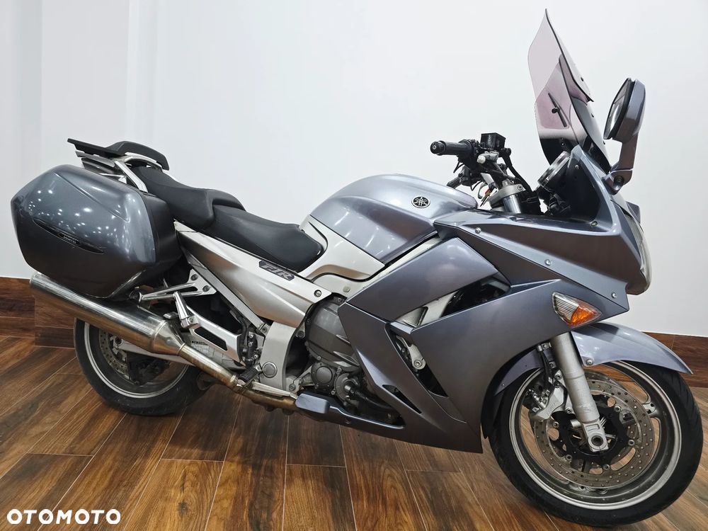 Yamaha FJR - 1