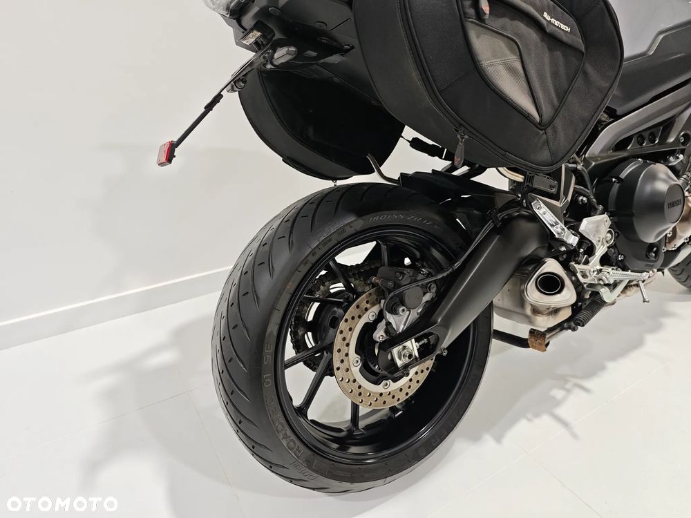 Yamaha MT - 8