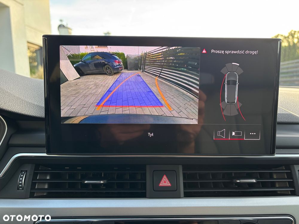 Audi A4 Avant 40 TFSI S tronic - 28