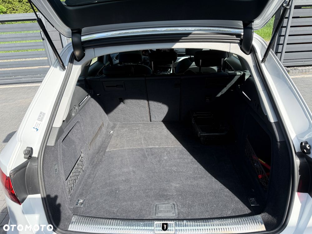 Audi A4 Avant 35 TFSI S tronic sport - 29