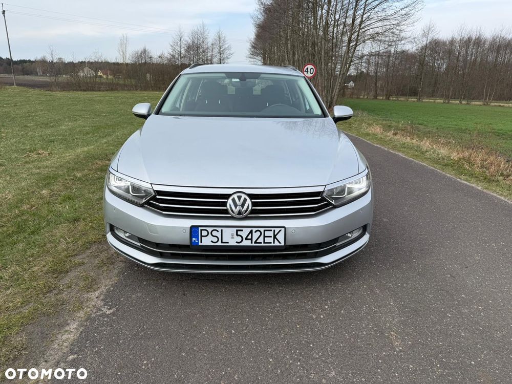 Volkswagen Passat 2.0 TDI BMT Comfortline DSG - 1