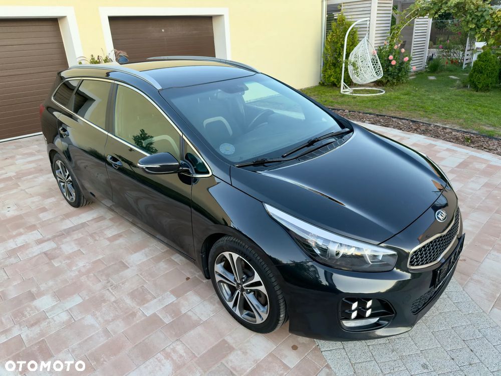 Kia Ceed Cee'd 1.6 CRDi GT Line - 4