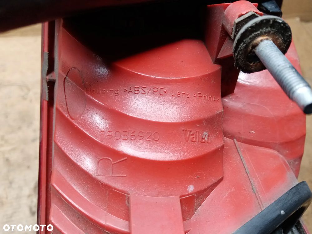 Lampa prawy tył tylna prawa Audi A6 C6 Kombi - 7