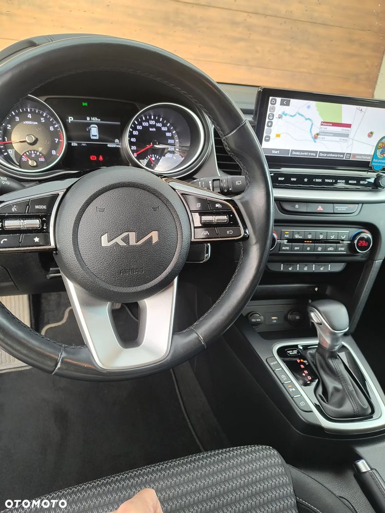 Kia Ceed 1.5 T-GDI L Business Line Plus DCT - 11