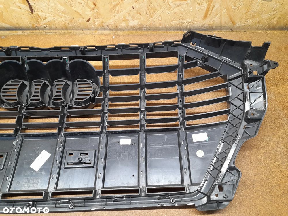 AUDI Q3 ATRAPA CHŁODNICY GRILL 83A853651E - 9