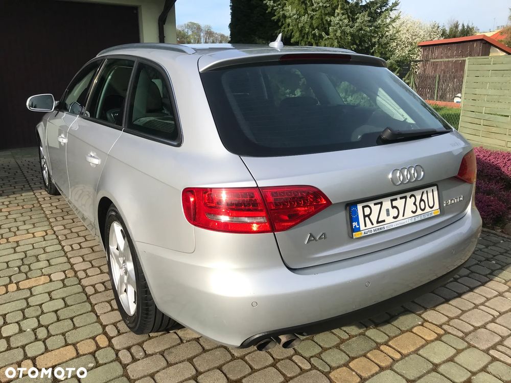 Audi A4 Avant 2.0 TDI DPF Ambiente - 20