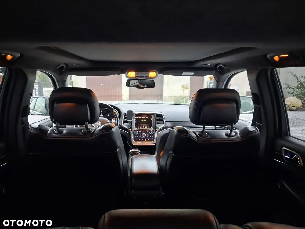 Jeep Grand Cherokee 3.0 CRD Overland Summit - 12