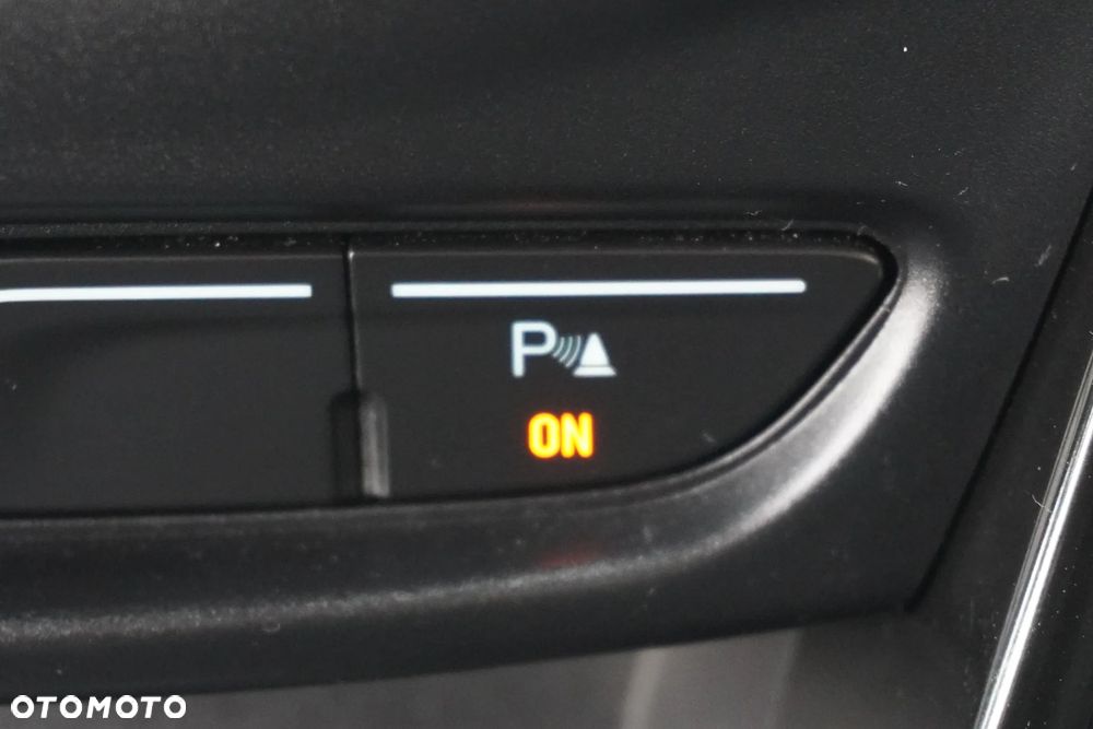 Ford B-MAX 1.6 TDCi SYNC Edition - 30