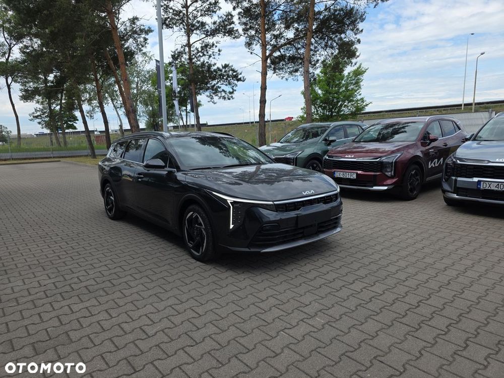 Kia K4 - 5