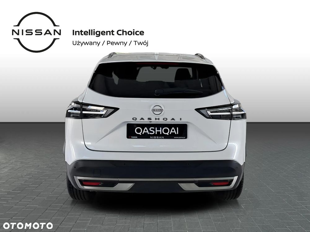 Nissan Qashqai 1.3 DIG-T MHEV N-Connecta Xtronic - 4