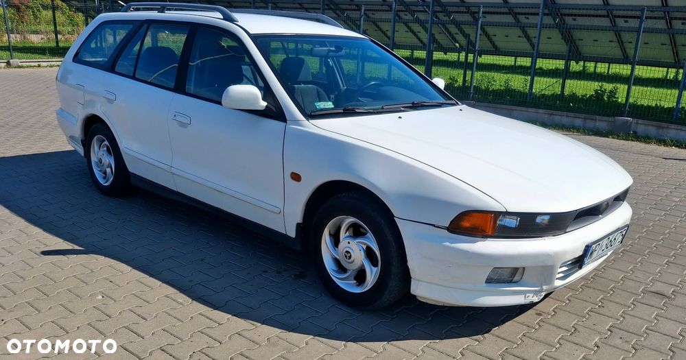 Mitsubishi Galant - 1