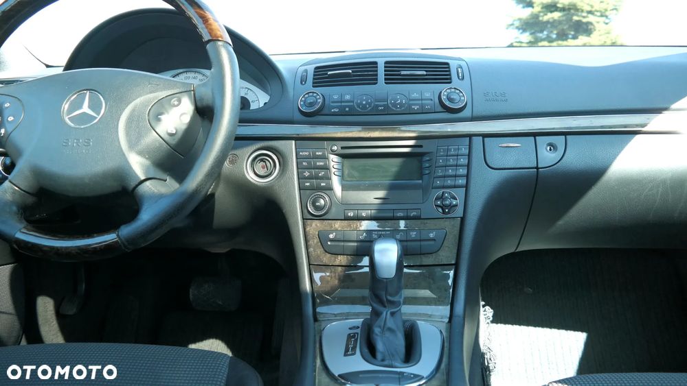 Mercedes-Benz Klasa E 220 CDI Automatik Avantgarde - 19