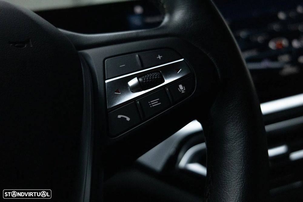 BMW 320 e Aut. Sport Line - 24