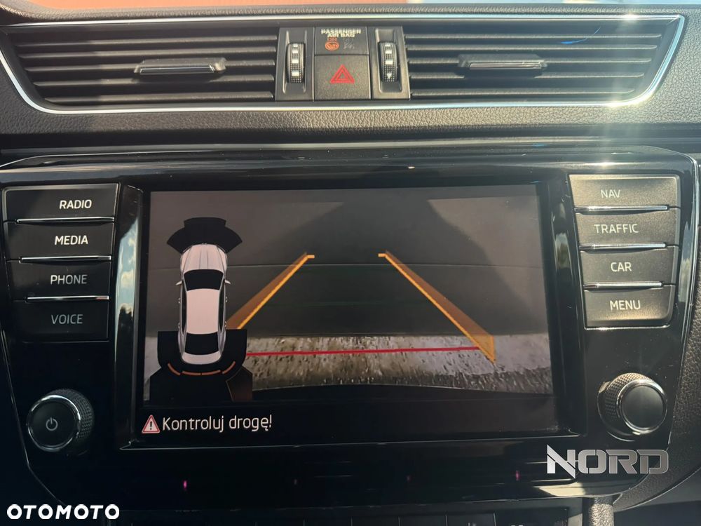 Skoda Superb 1.8 TSI DSG L&K - 15
