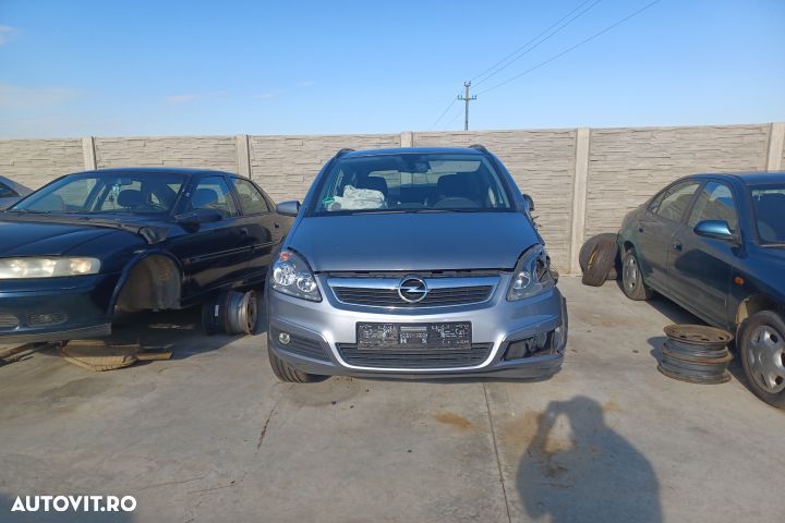 Rampa injectoare Z18XER Opel Zafira B [2005 - 2010] Minivan 5-usi 1.8 - 4