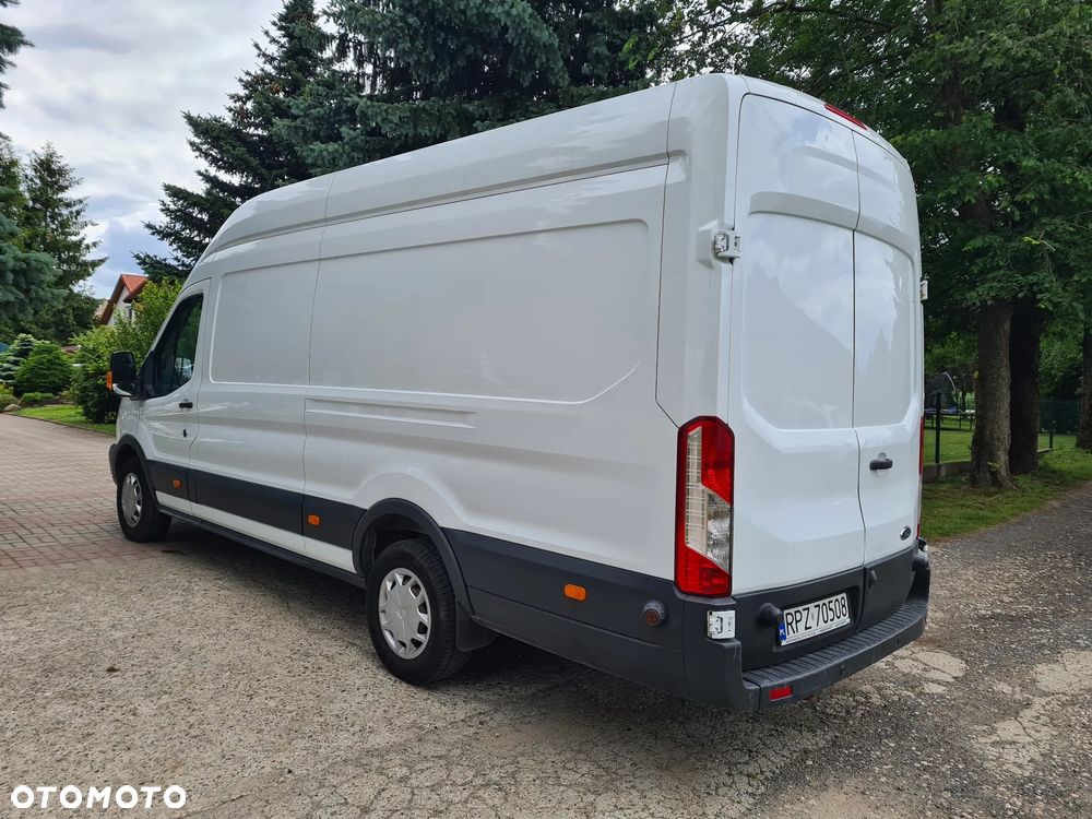 Ford Transit - 10