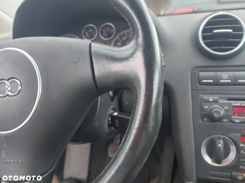 KIEROWNICA 3 RAMIENNA AUDI A3 8P - 3