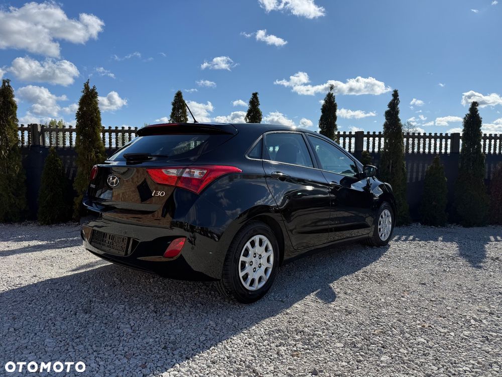 Hyundai i30 1.6 CRDI Trend - 9