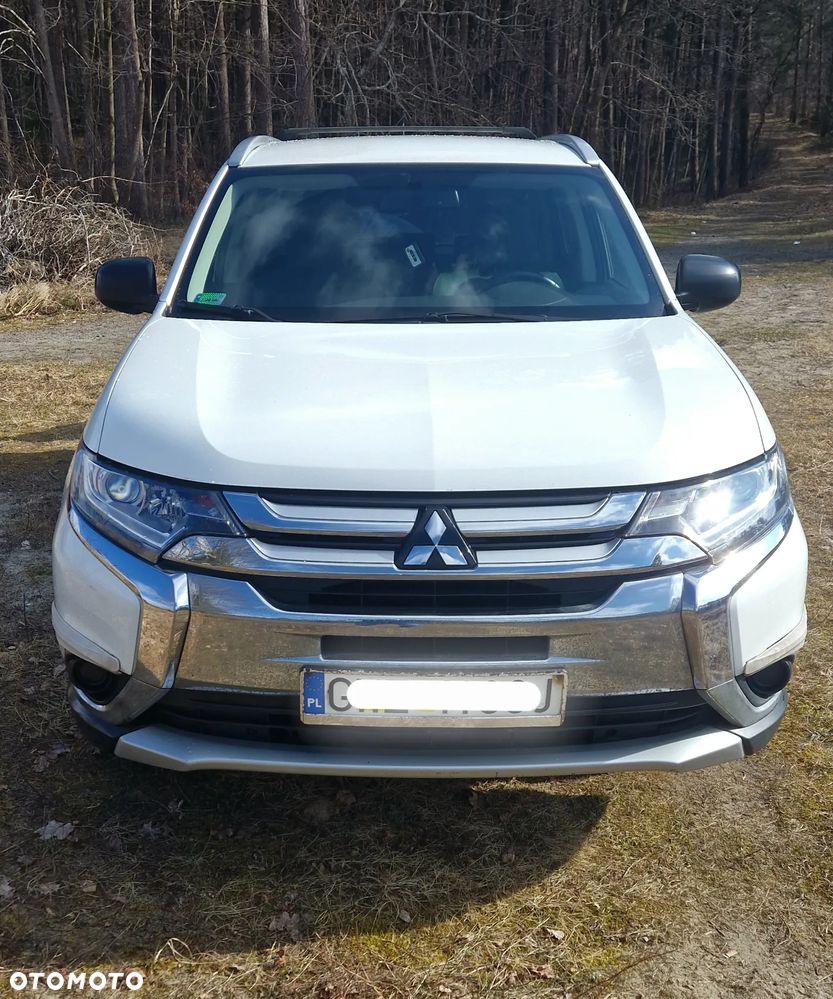 Mitsubishi Outlander 2.0 City Style 2WD - 2