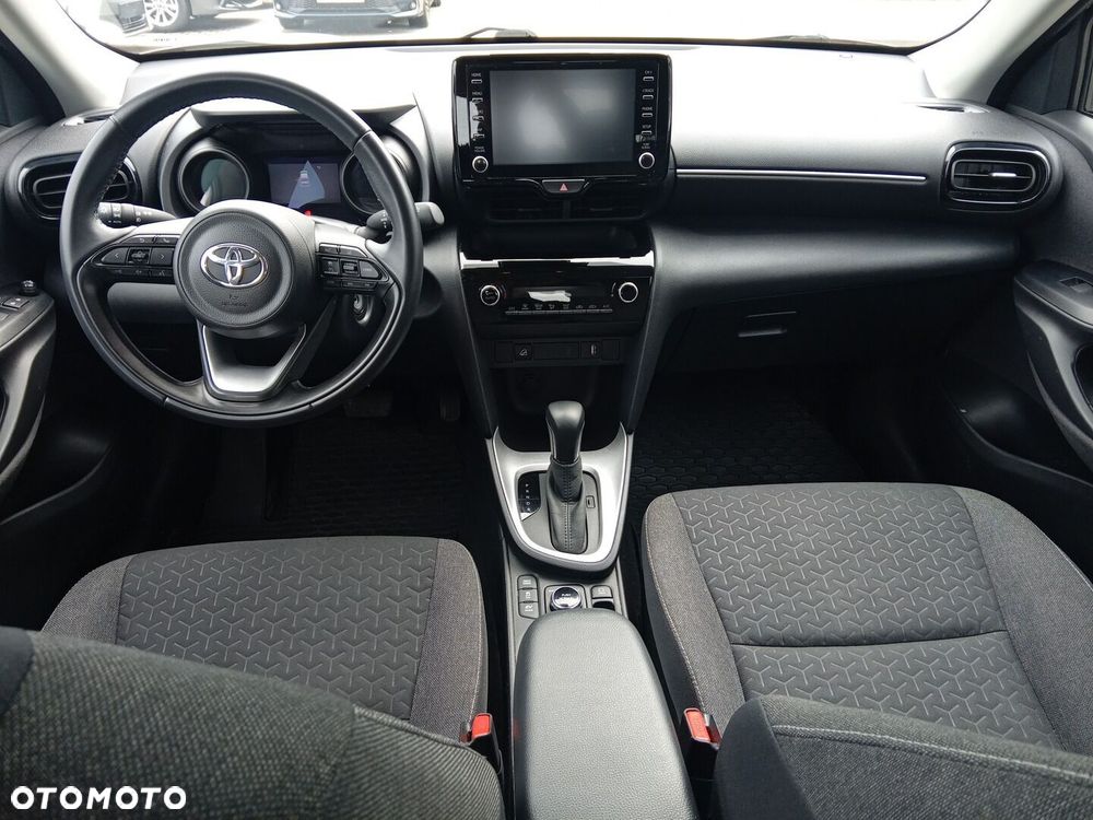 Toyota Yaris Cross Hybrid 1.5 Comfort 4x4 - 15
