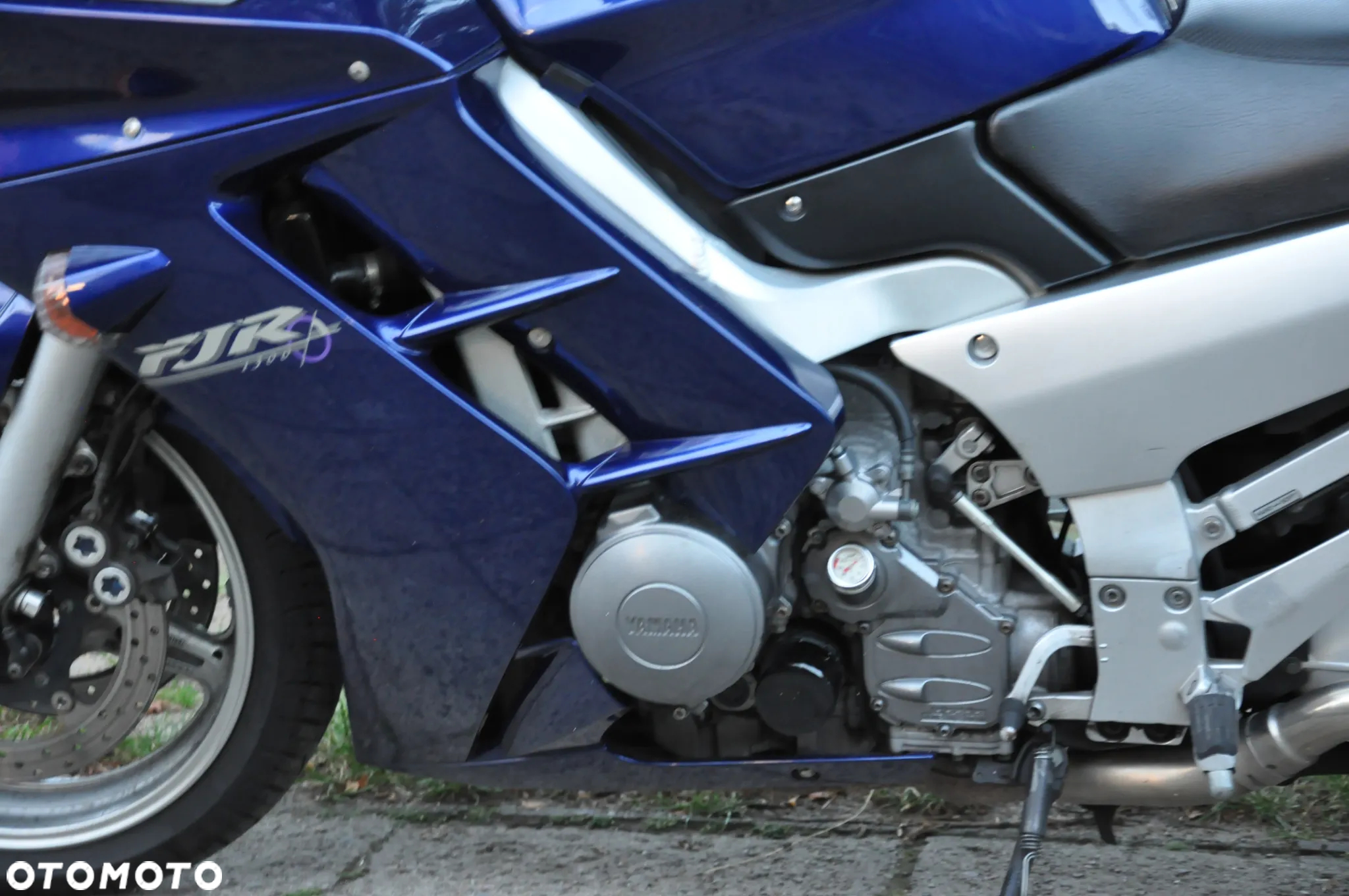 Yamaha FJR - 28