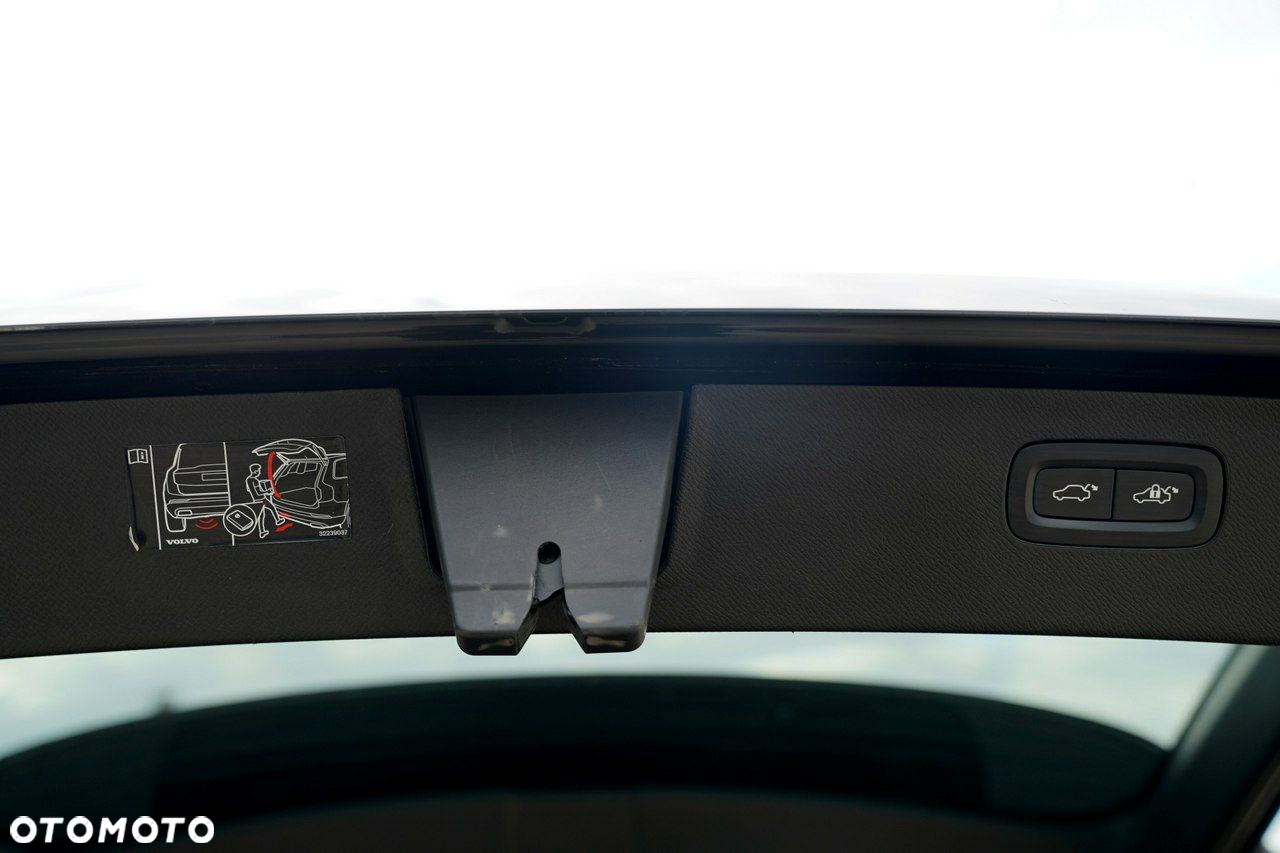 Volvo XC 90 - 19