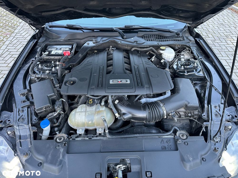 Ford Mustang 5.0 V8 GT - 16