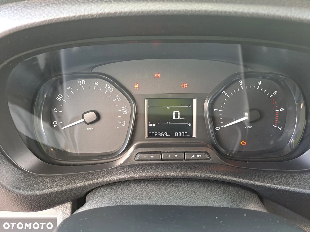 Peugeot Traveller 2.0 BlueHDi Long Business - 15