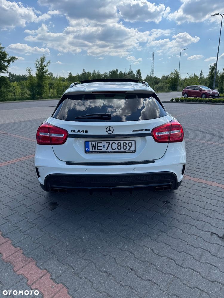 Mercedes-Benz GLA 45 AMG 4-Matic - 7
