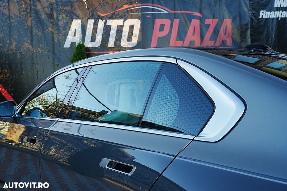 BMW Seria 7 740d xDrive - 11