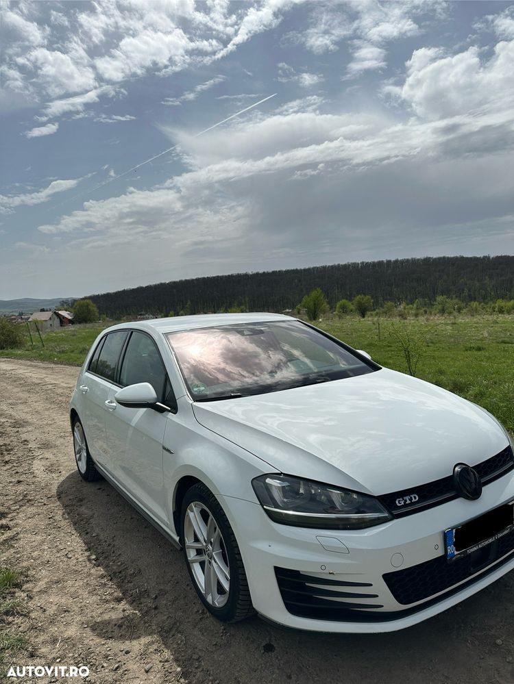 Volkswagen Golf GTD 2.0 TDI SCR DSG - 3