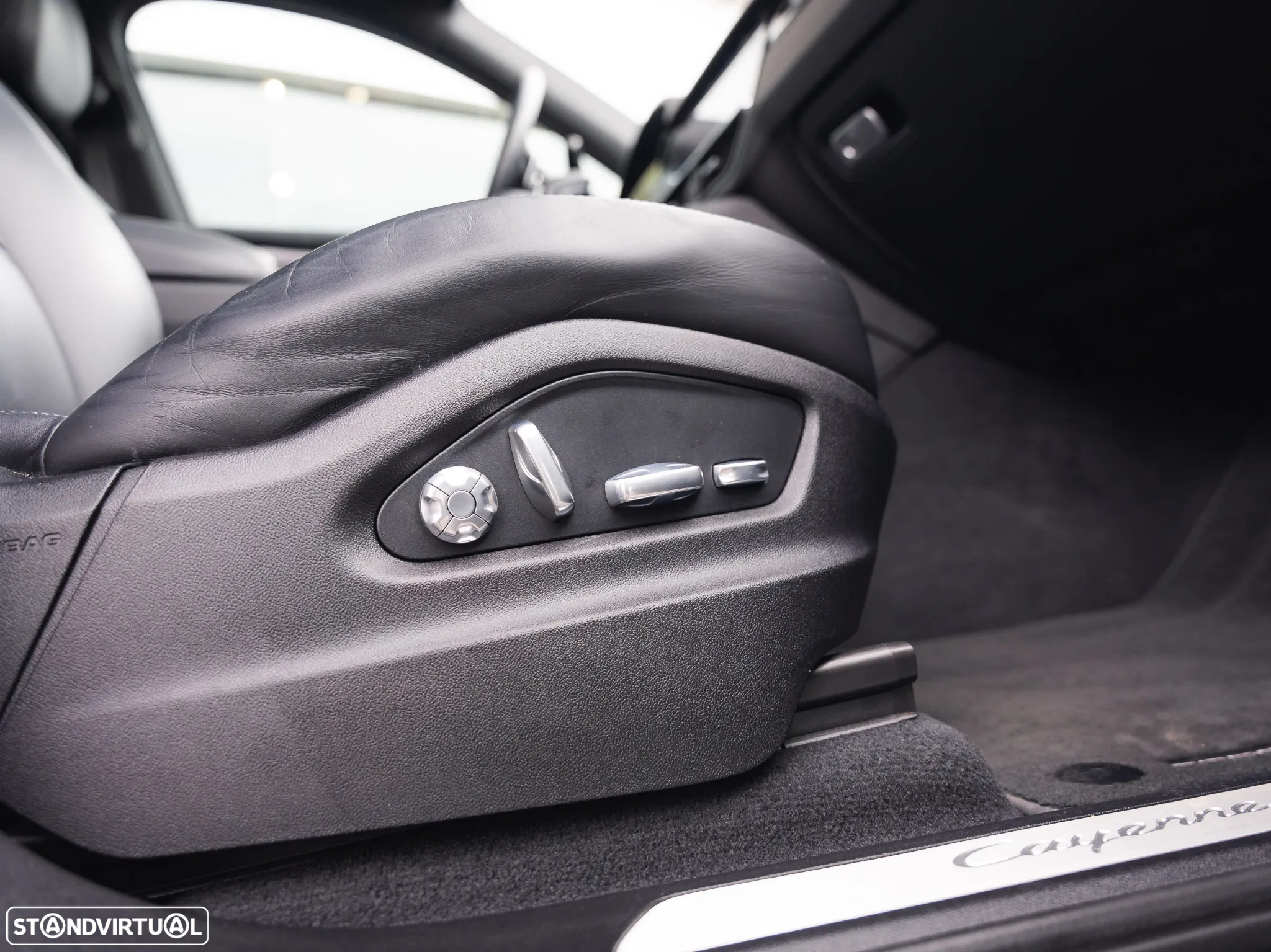 Porsche Cayenne Coupé E-Hybrid - 22