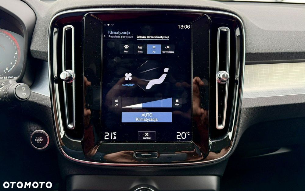 Volvo XC 40 T5 Twin Engine DKG Momentum Pro - 26