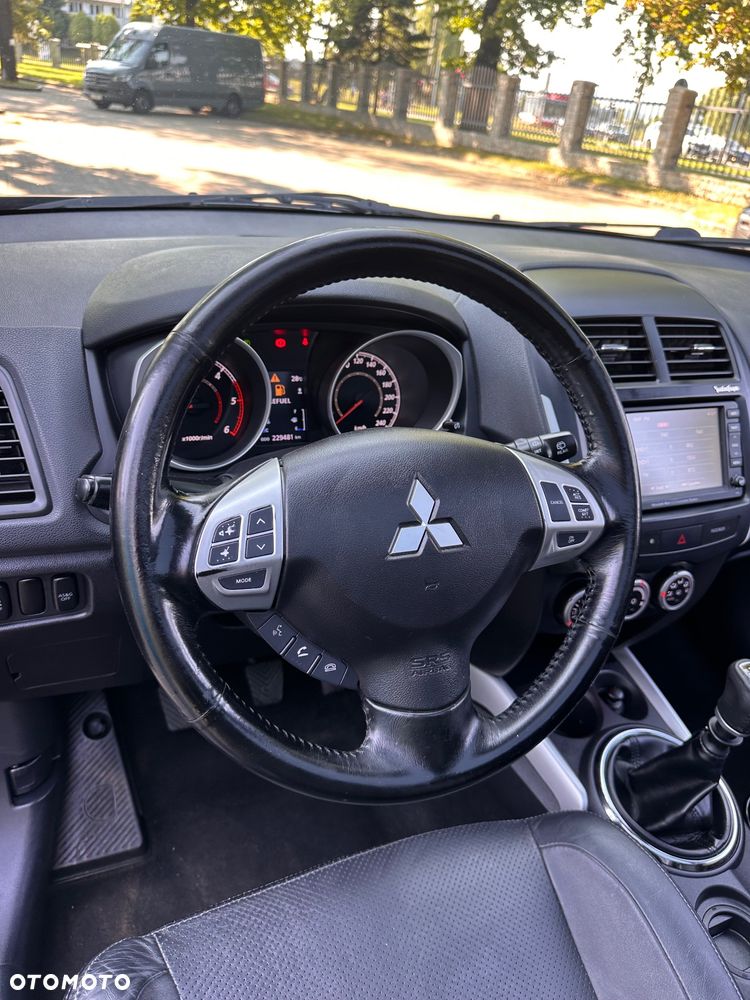 Mitsubishi ASX 1.8 DI-D 2WD Instyle - 15