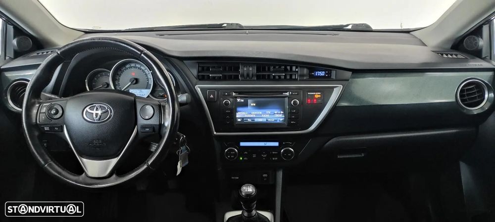 Toyota Auris Touring Sports 1.4 D-4D Comfort - 26