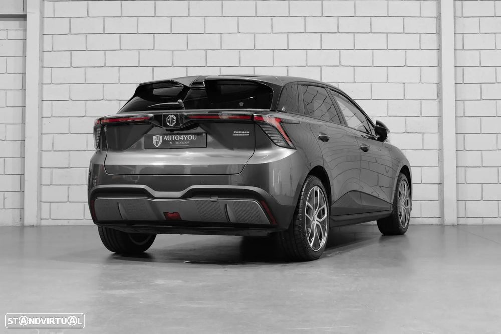 MG MG4 77 kWh Extended Range Luxury - 5
