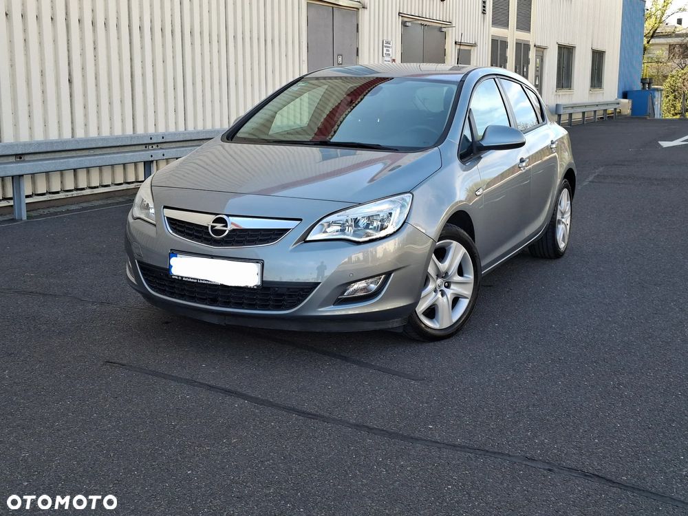 Opel Astra - 1