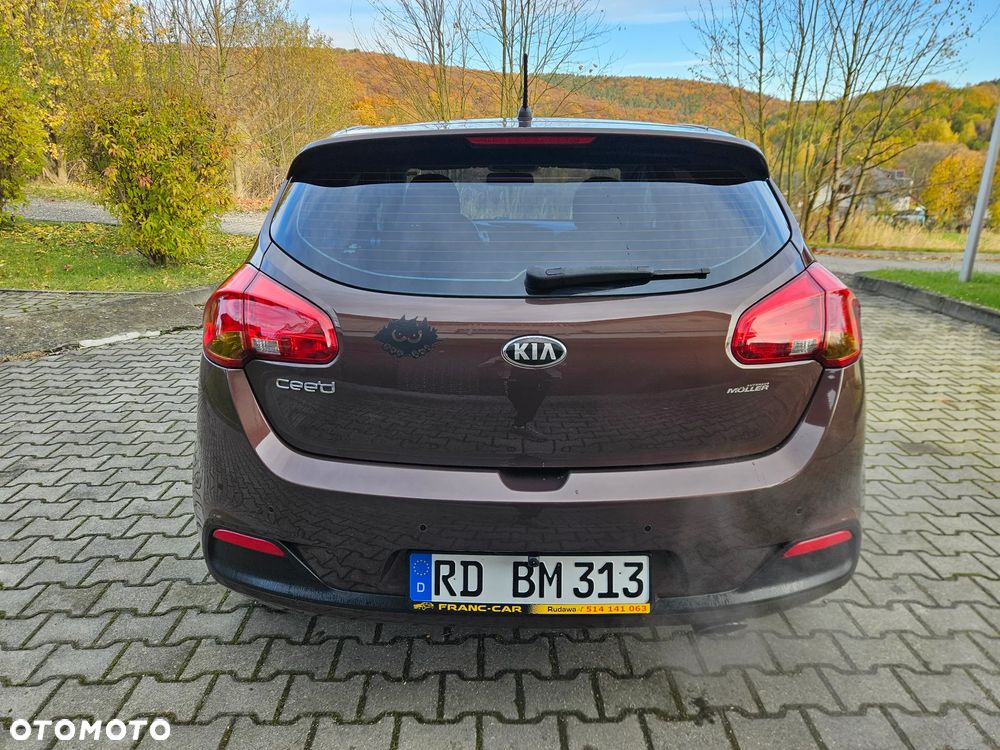 Kia Ceed 1.6 GDI Fifa World Cup Edition - 26